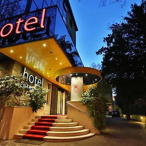 **** Otel Park İtalya