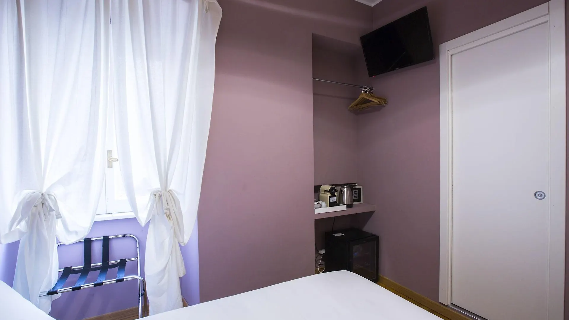 Dem Hotel Rome